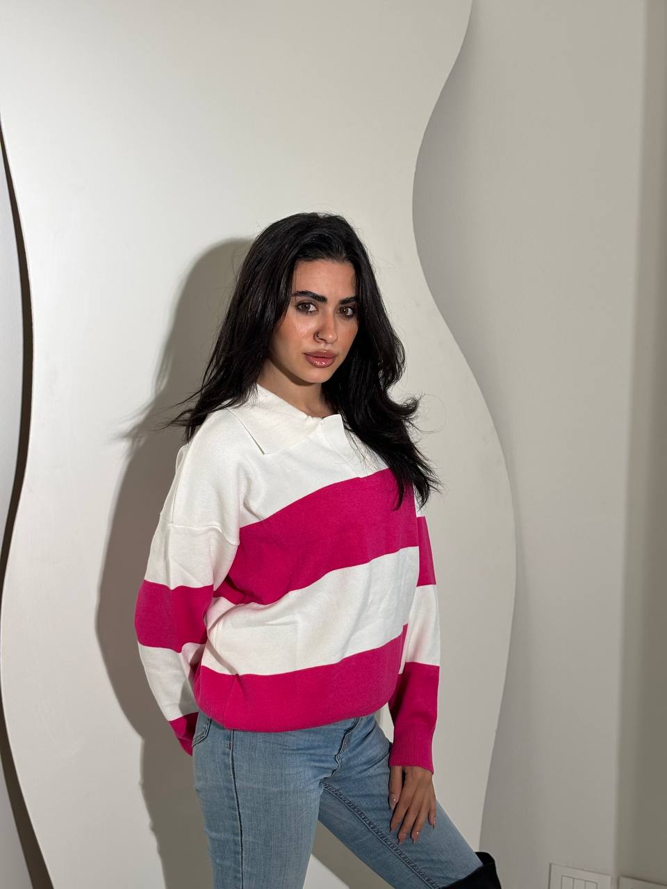 بلوفر مخطط من نيكسو