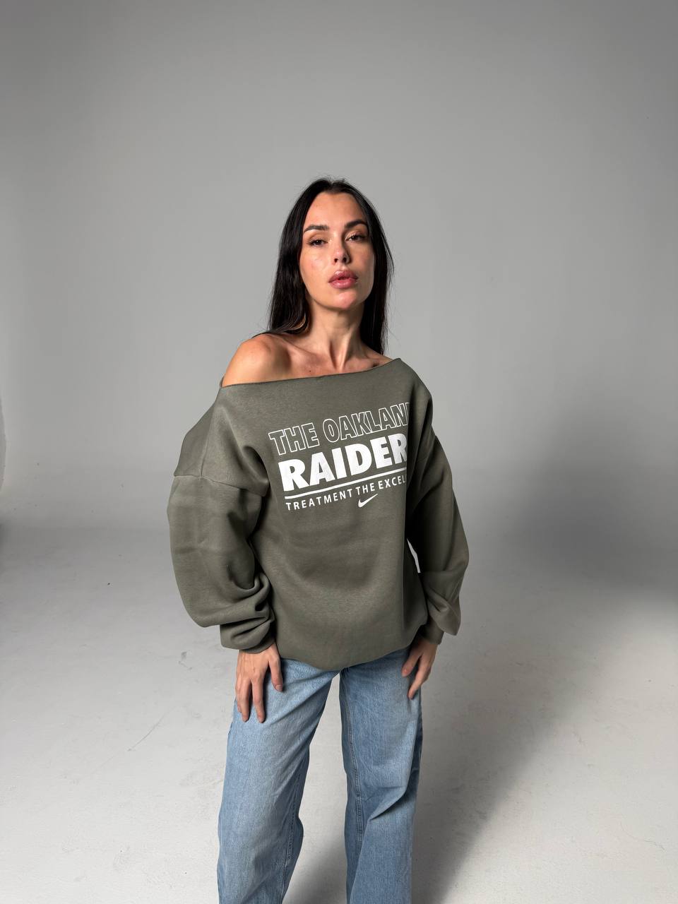 NEXO Off-shoulder hoodie