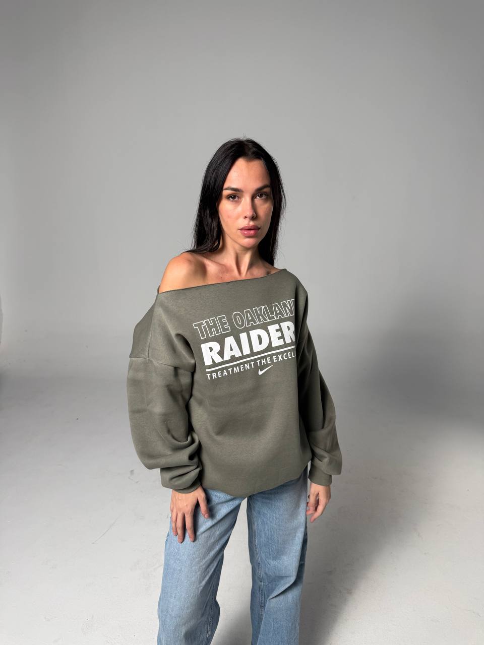 NEXO Off-shoulder hoodie