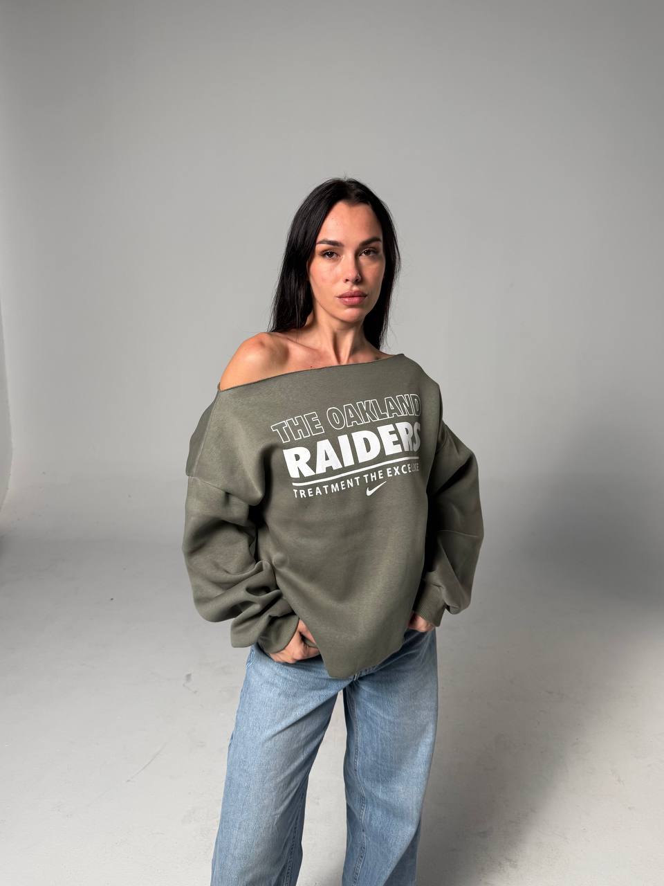 NEXO Off-shoulder hoodie