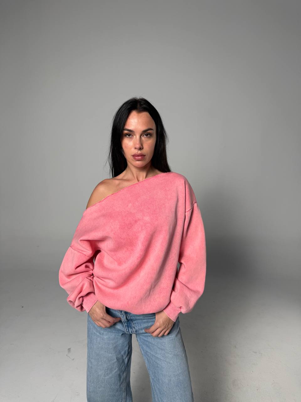 NEXO Off-shoulder hoodie