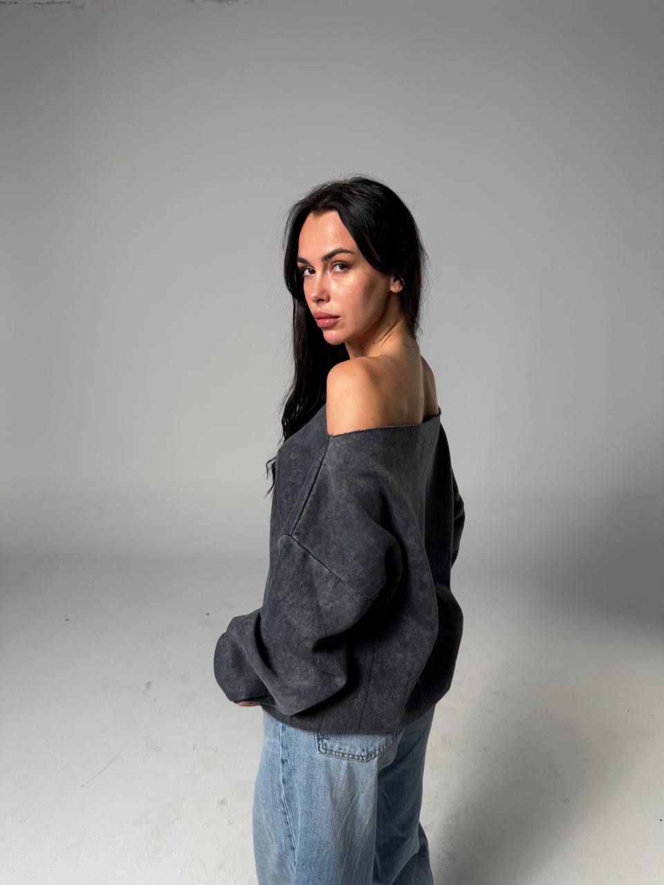 NEXO Off-shoulder hoodie