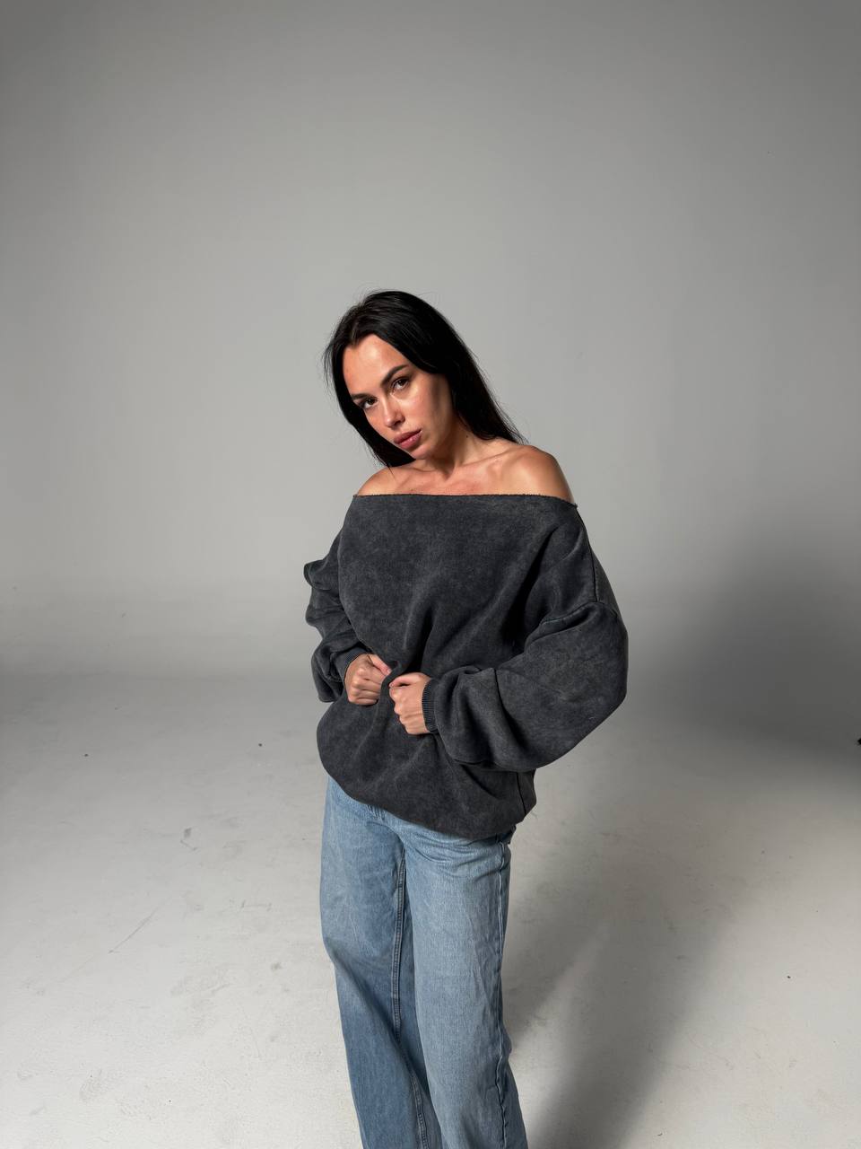 NEXO Off-shoulder hoodie