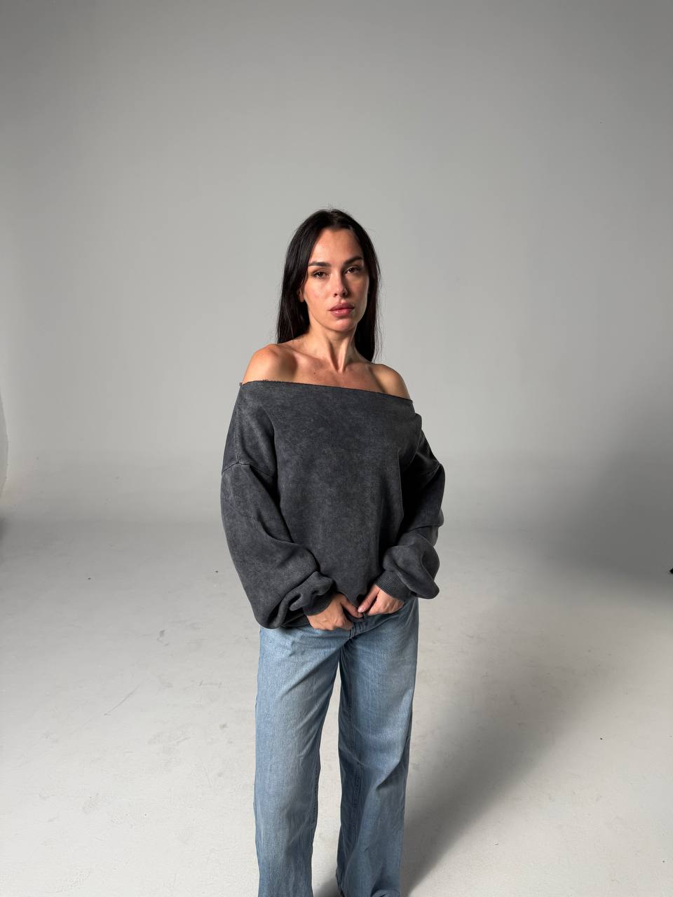 NEXO Off-shoulder hoodie