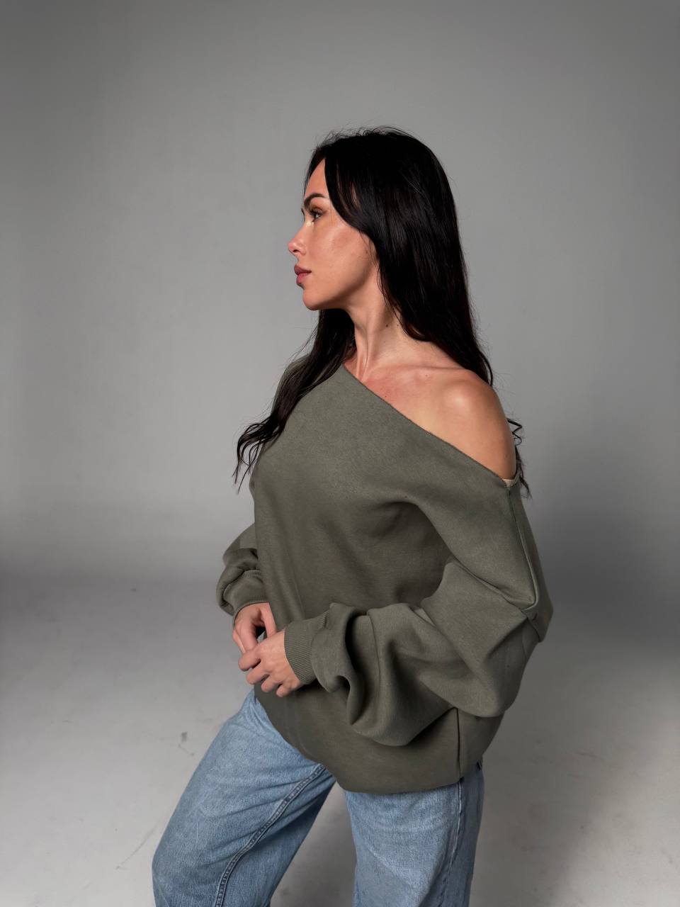 NEXO Off-shoulder hoodie